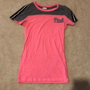 Pink t-shirt